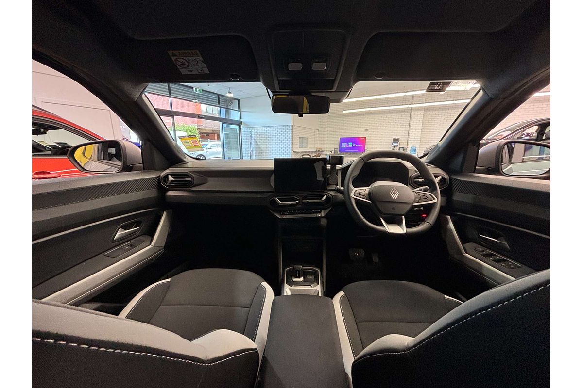 2025 Renault Duster Techno X1311