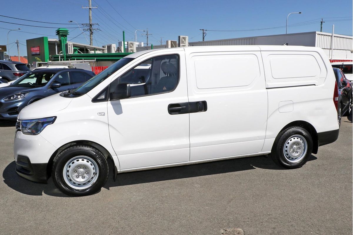 2021 Hyundai iLoad TQ4