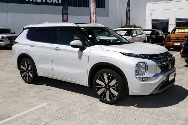 2025 Mitsubishi Outlander Exceed ZM