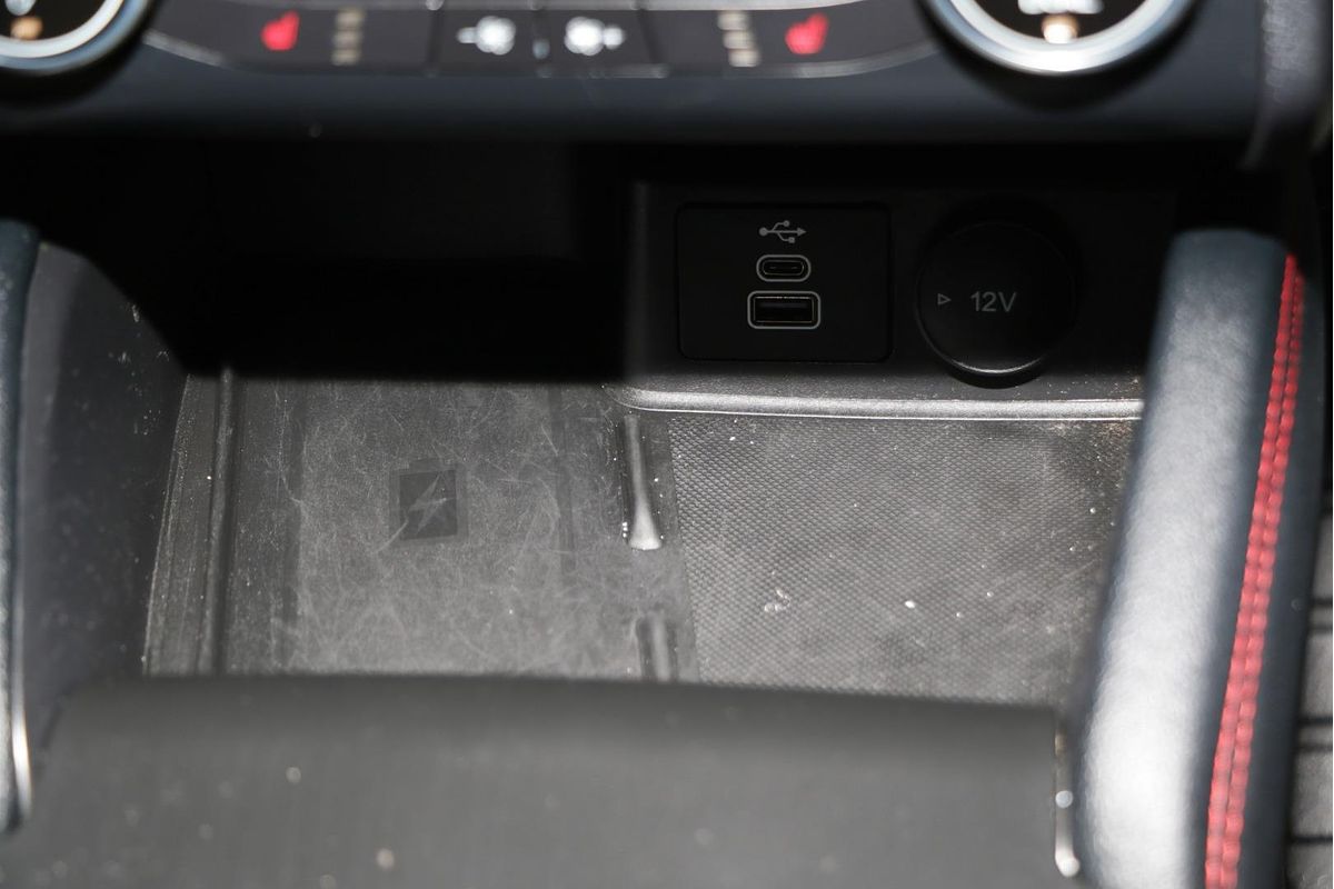 2022 Ford Escape ST-Line ZH