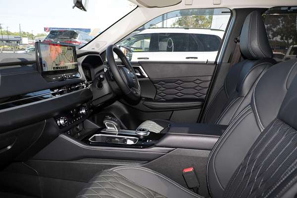 2025 Mitsubishi Outlander Exceed ZM