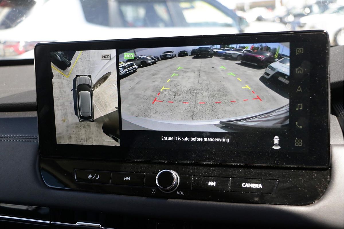 2025 Mitsubishi Outlander Exceed ZM