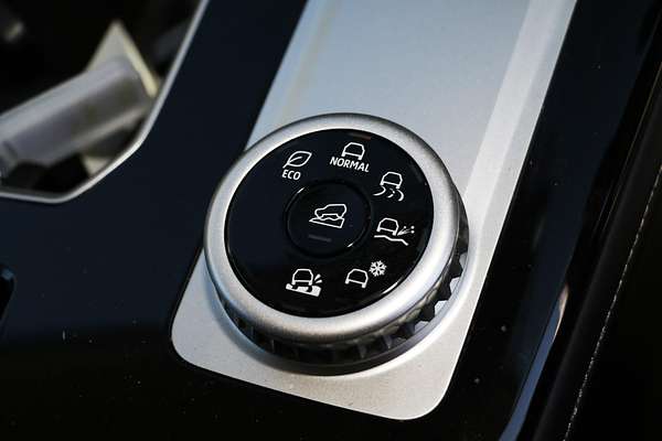 2025 Mitsubishi Outlander Exceed ZM