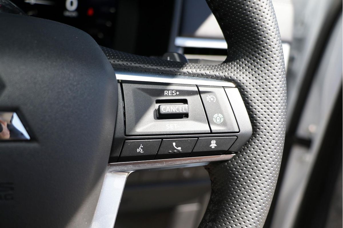 2025 Mitsubishi Outlander Exceed ZM