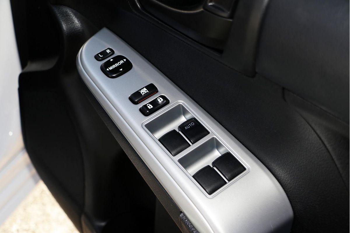 2016 Toyota Camry Altise ASV50R