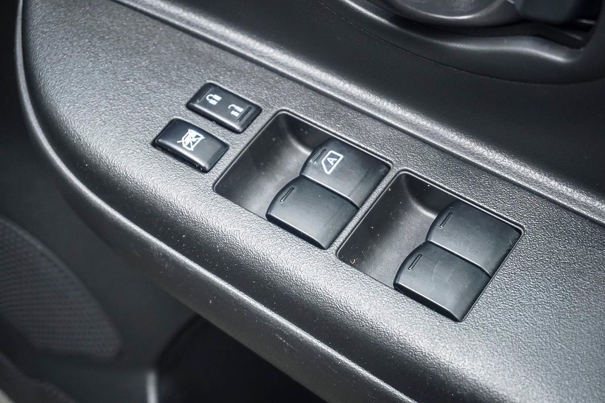 2014 Nissan Micra ST-L K13