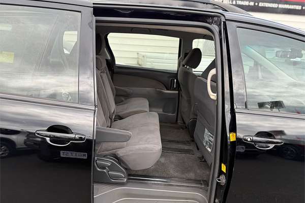 2012 Toyota Tarago GLX ACR50R