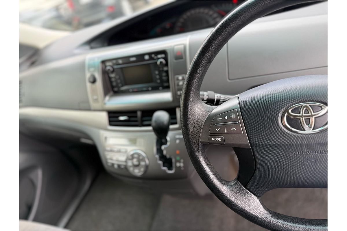 2012 Toyota Tarago GLX ACR50R