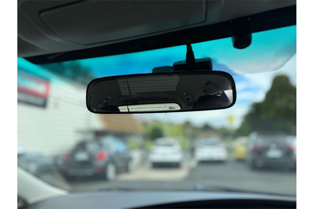 2012 Toyota Tarago GLX ACR50R