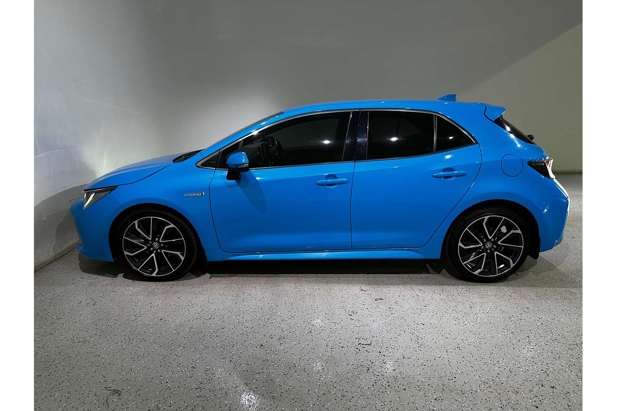 2019 Toyota Corolla ZR Hybrid ZWE211R