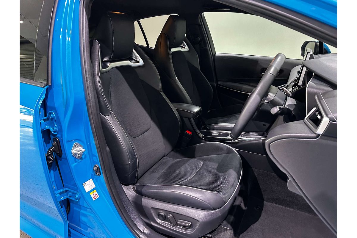 2019 Toyota Corolla ZR Hybrid ZWE211R