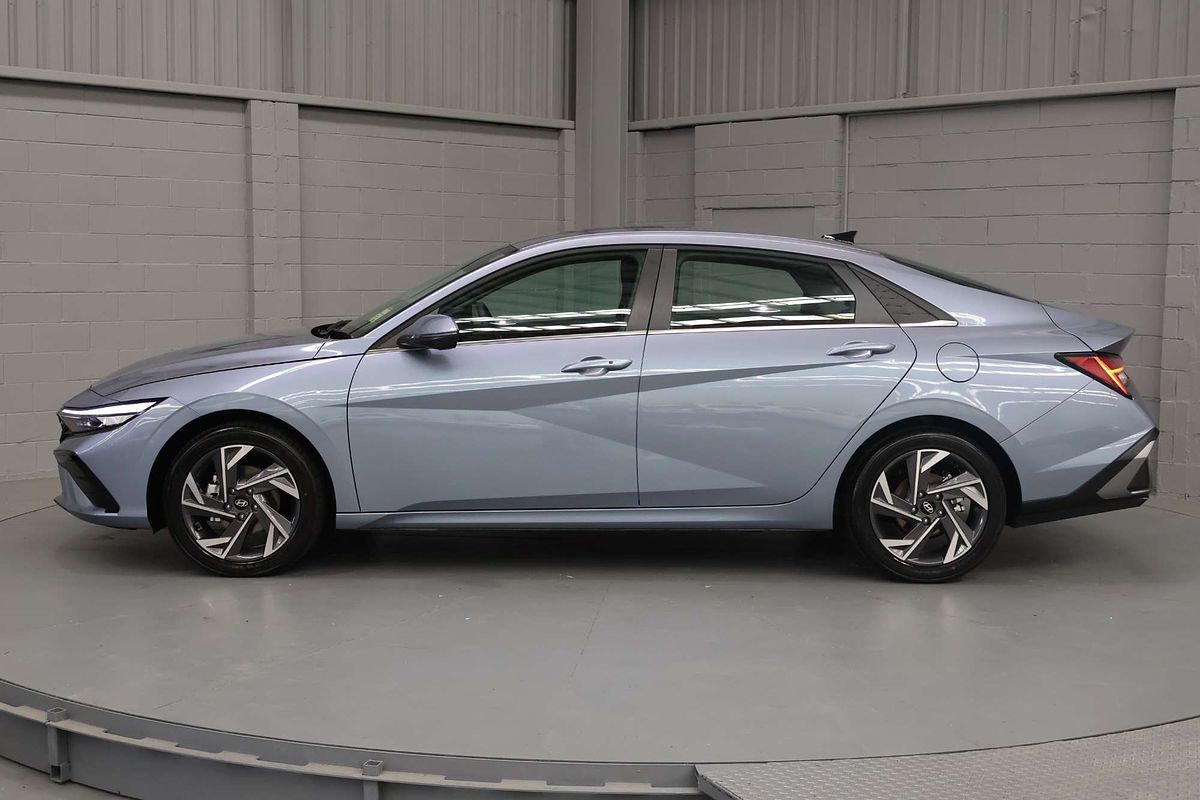 2025 Hyundai i30 Premium CN7.V2