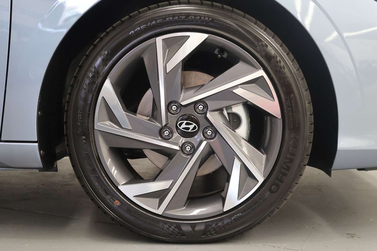 2025 Hyundai i30 Premium CN7.V2