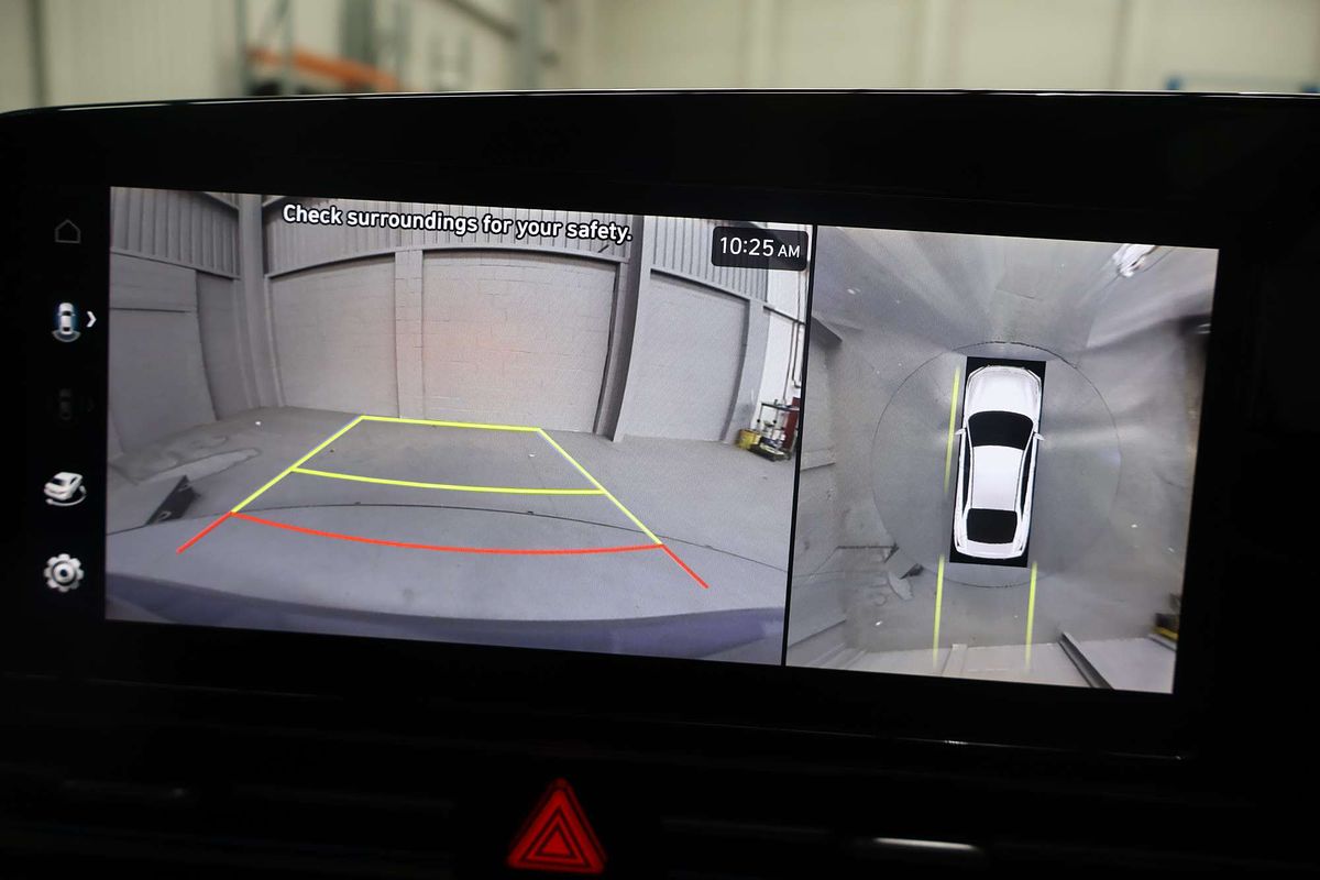 2025 Hyundai i30 Premium CN7.V2