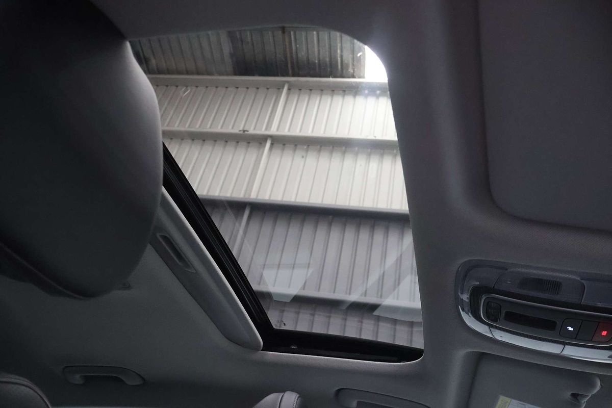 2025 Hyundai i30 Premium CN7.V2