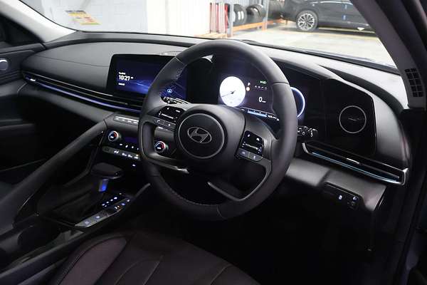 2025 Hyundai i30 Premium CN7.V2