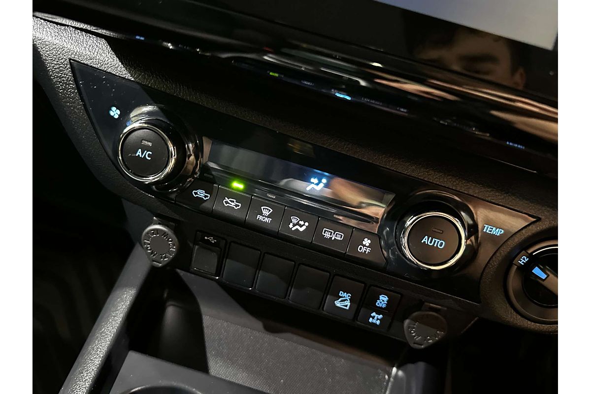 2021 Toyota Hilux SR5 GUN126R 4X4