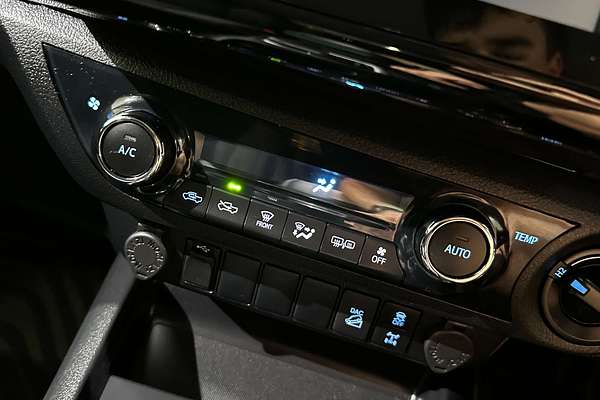 2021 Toyota Hilux SR5 GUN126R 4X4