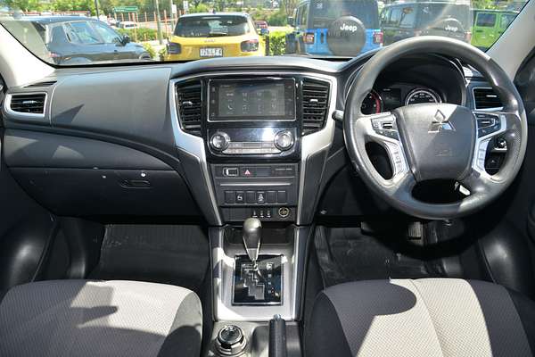 2021 Mitsubishi Triton GLX+ MR 4X4