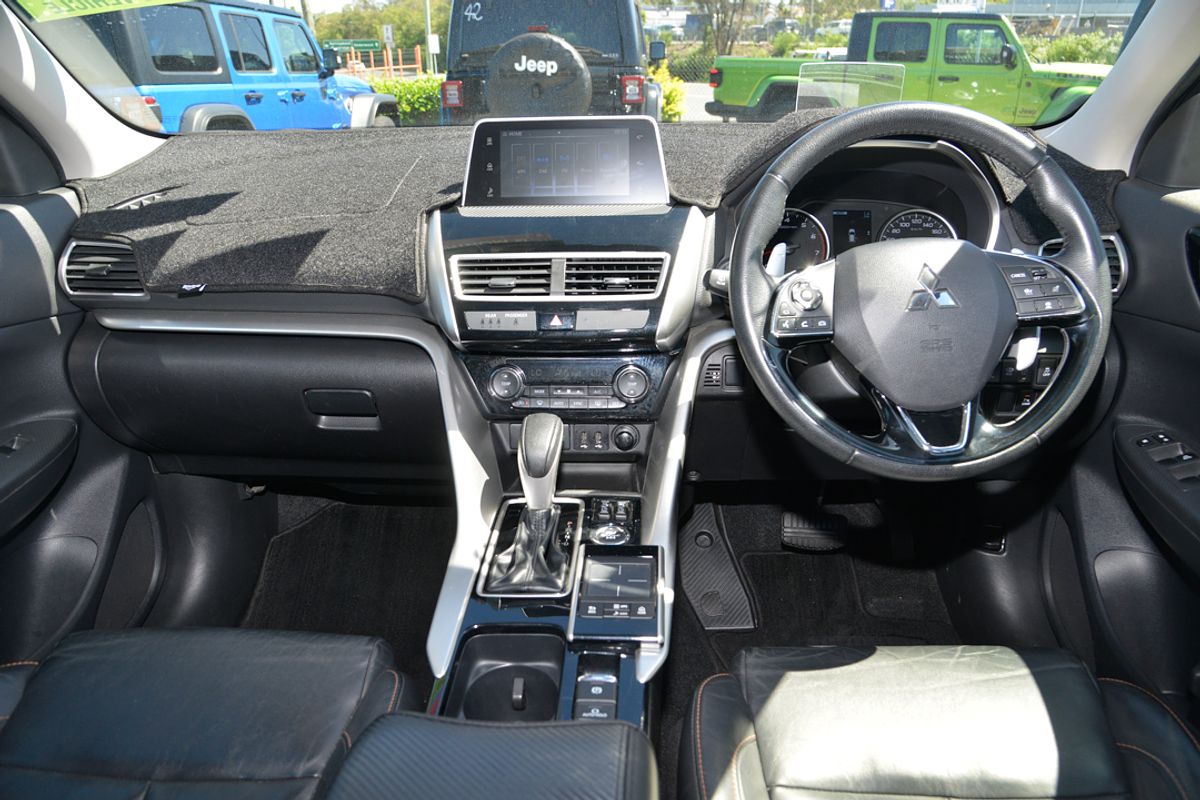 2018 Mitsubishi Eclipse Cross Exceed YA