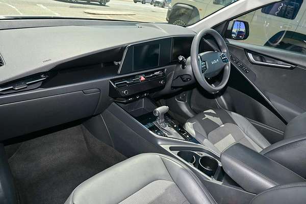 2022 Kia Niro HEV S SG2
