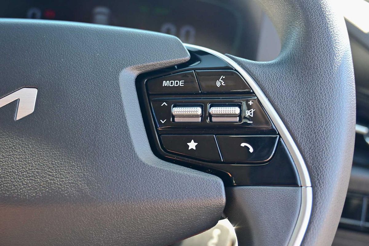 2022 Kia Niro HEV S SG2