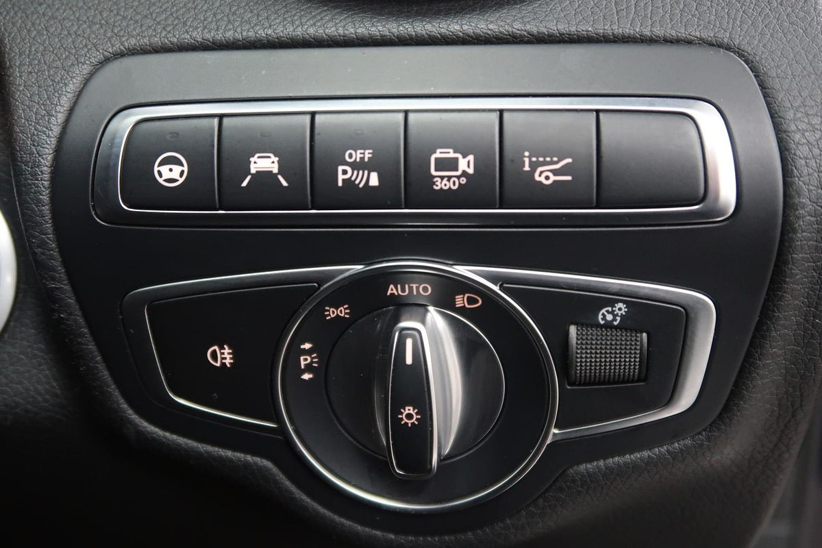 2017 Mercedes-Benz C-Class C250 W205