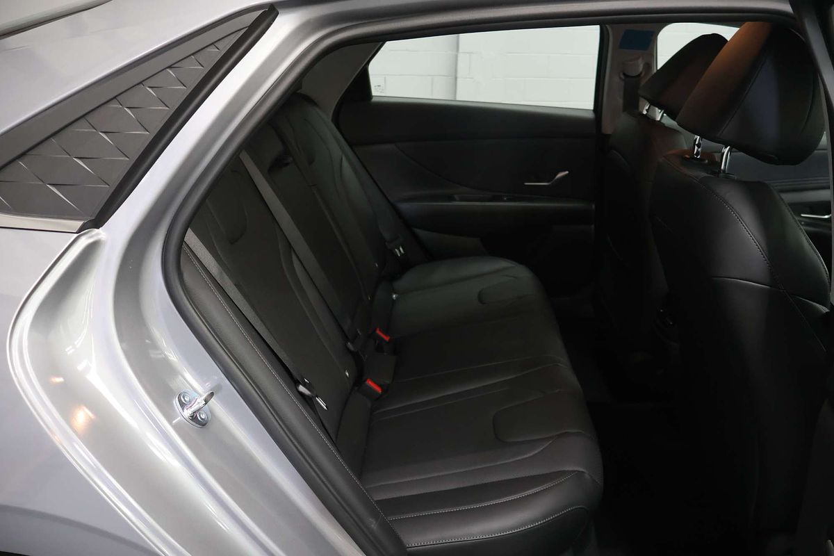 2025 Hyundai i30 Elite CN7.V2