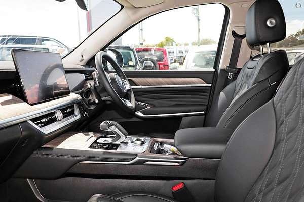 2025 GWM Tank 500 Vanta Hybrid P03