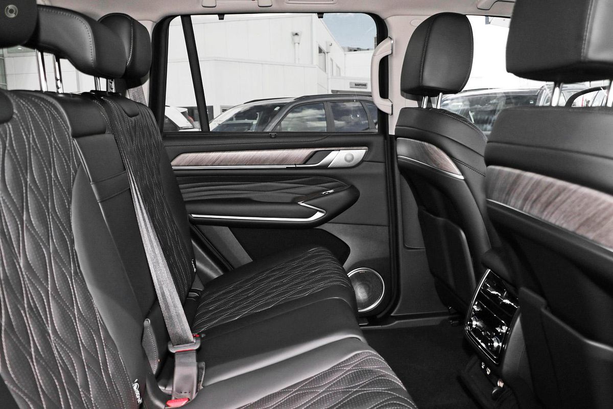 2025 GWM Tank 500 Vanta Hybrid P03