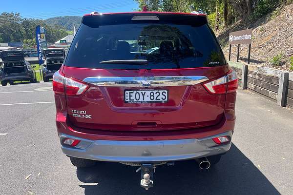 2021 Isuzu MU-X LS-T