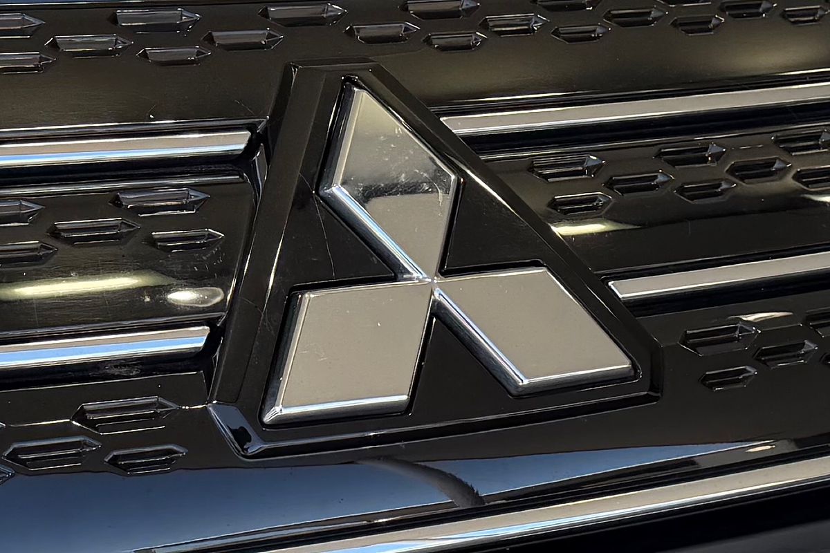 2024 Mitsubishi Outlander ES 7 SEAT (2WD) ZM MY24