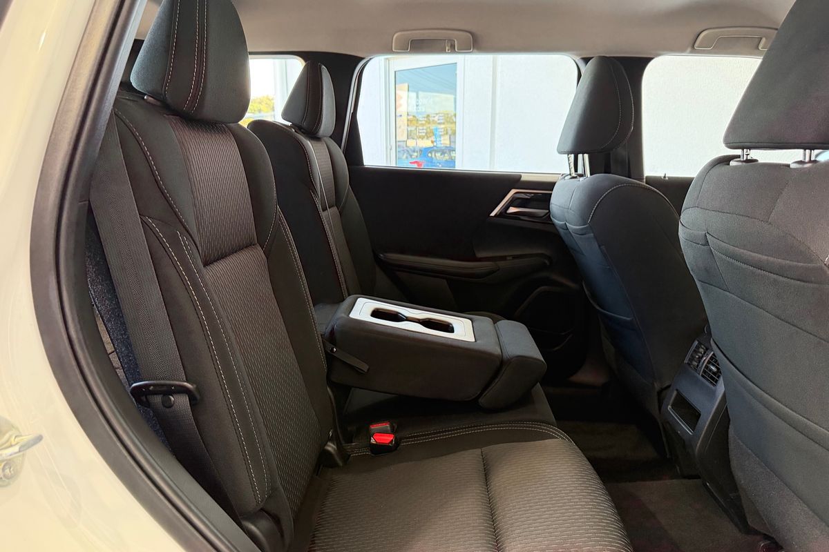 2024 Mitsubishi Outlander ES 7 SEAT (2WD) ZM MY24