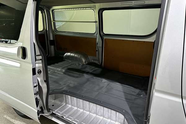 2023 Toyota Hiace GDH300R