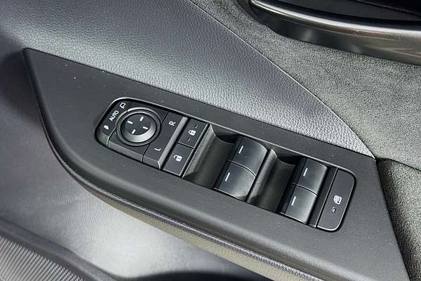 2024 Toyota C-HR GR Sport MAXH25R