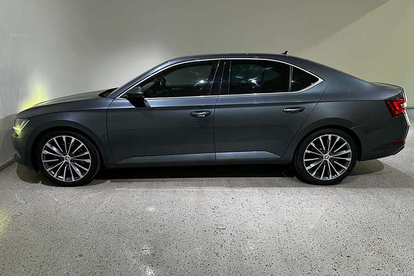2019 SKODA Superb 162TSI NP