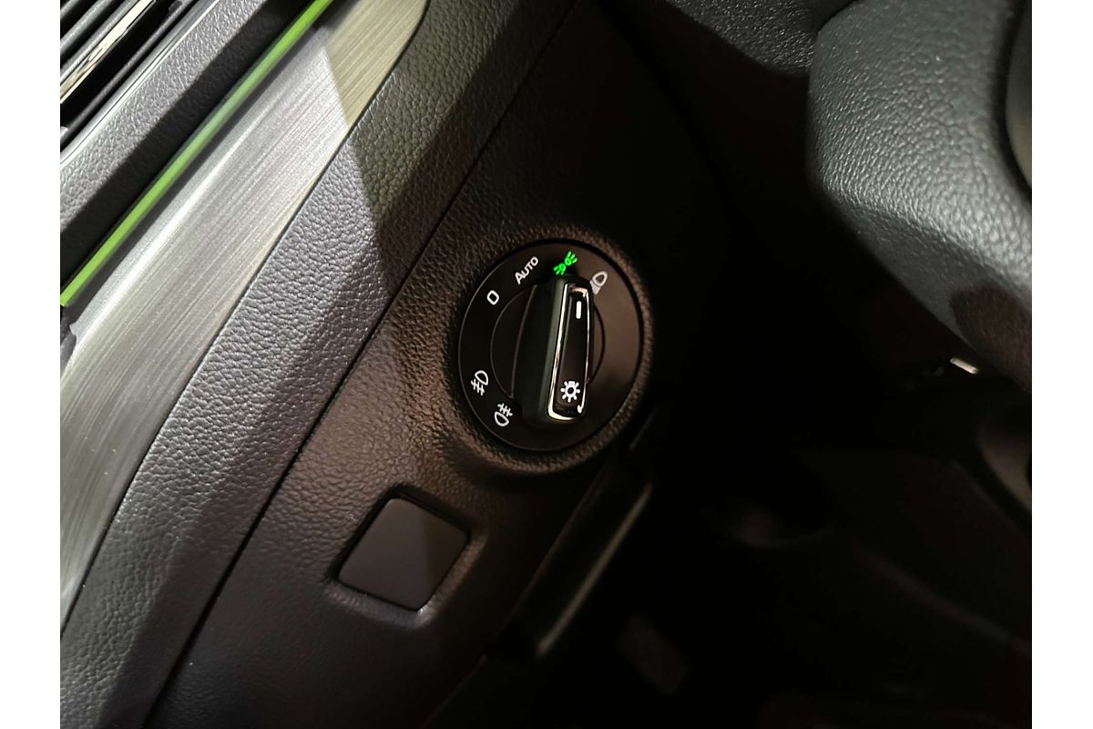 2019 SKODA Superb 162TSI NP