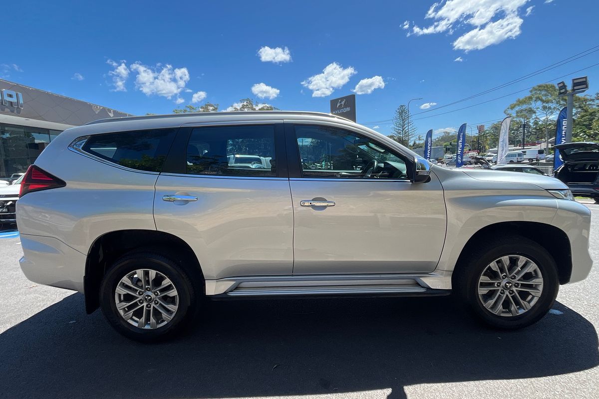 2020 Mitsubishi Pajero Sport GLX QF