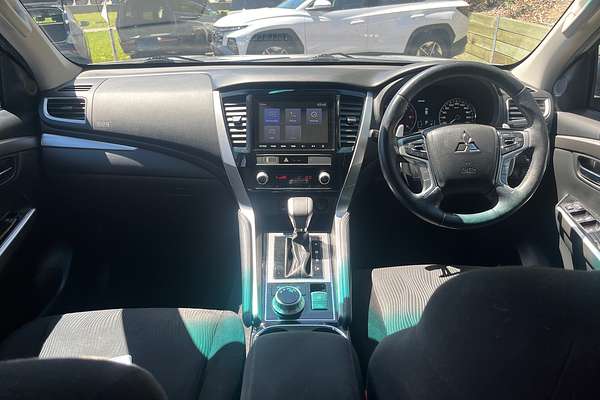 2020 Mitsubishi Pajero Sport GLX QF