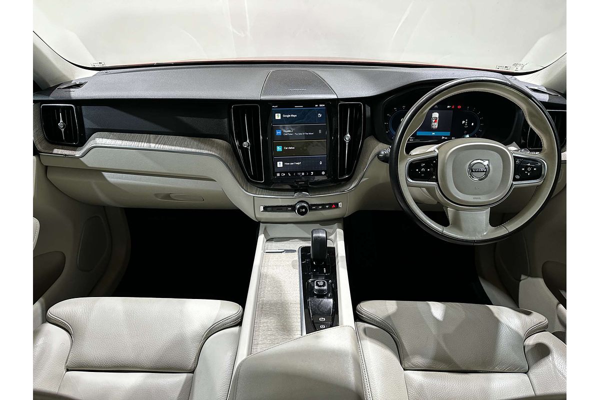 2023 Volvo XC60 Plus B5