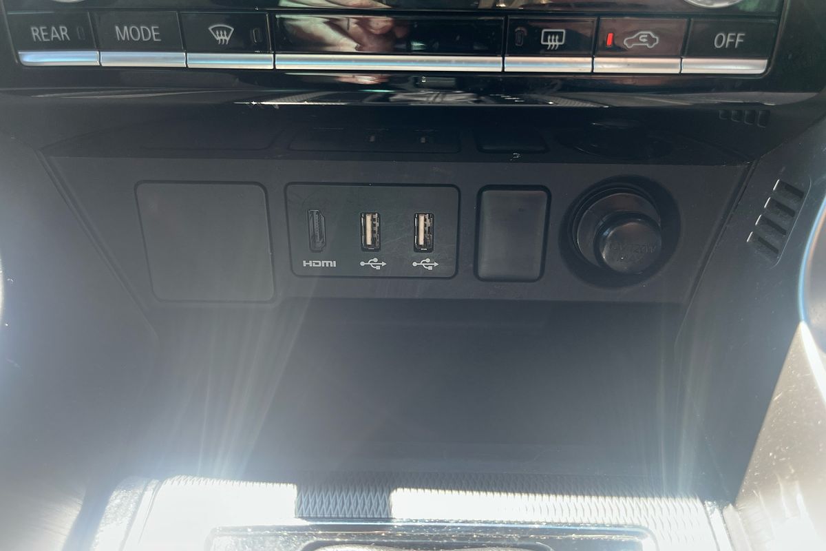 2020 Mitsubishi Pajero Sport GLX QF