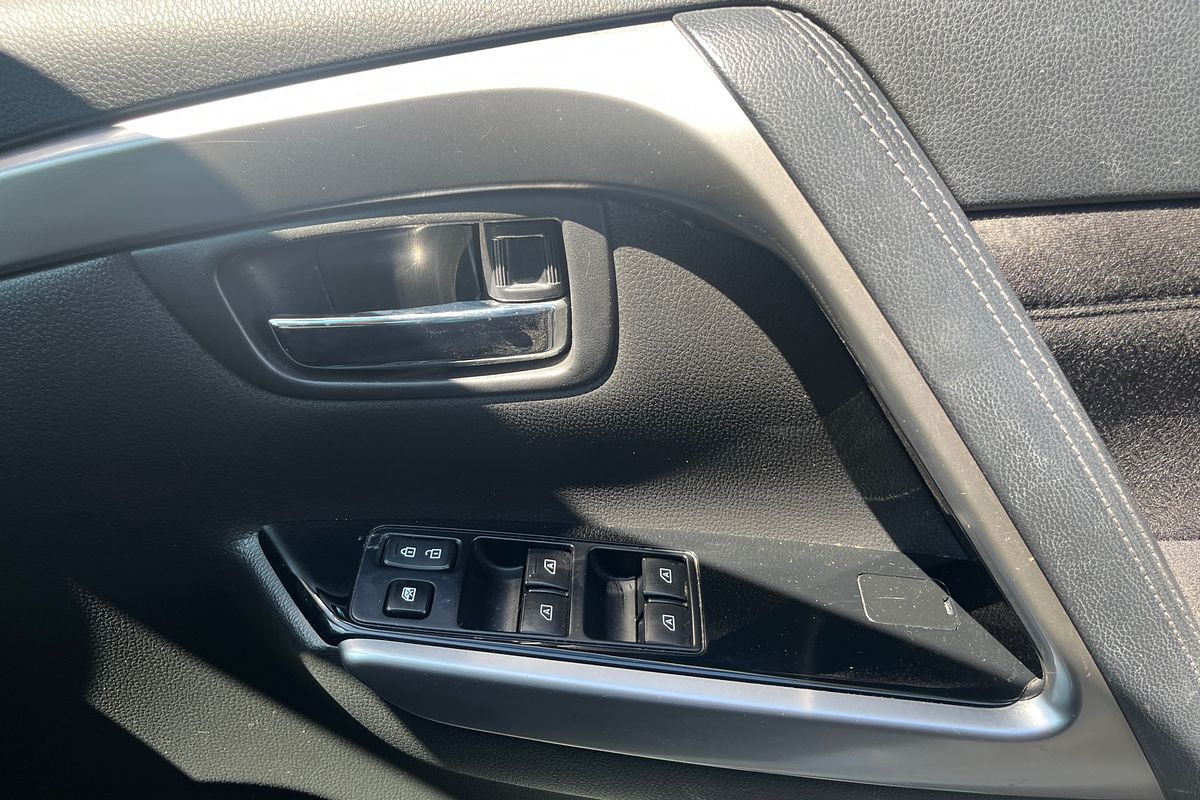 2020 Mitsubishi Pajero Sport GLX QF