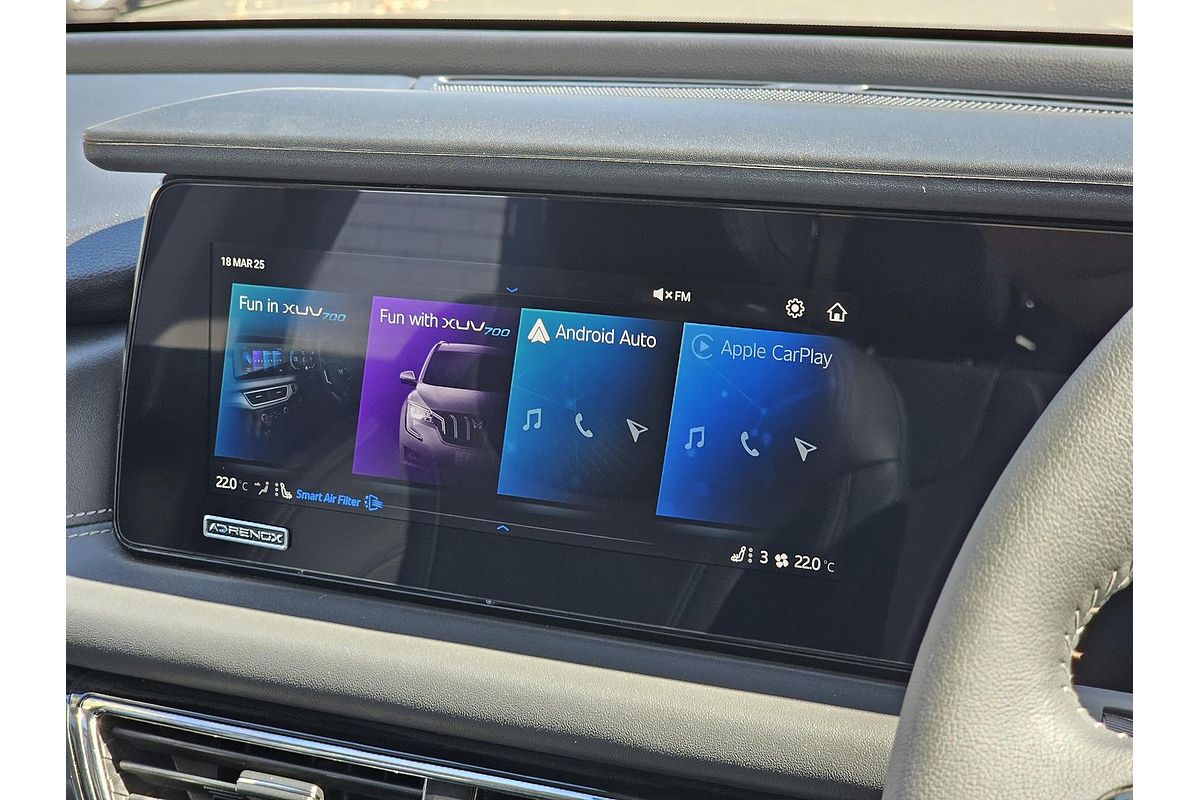 2025 Mahindra XUV700 AX7L