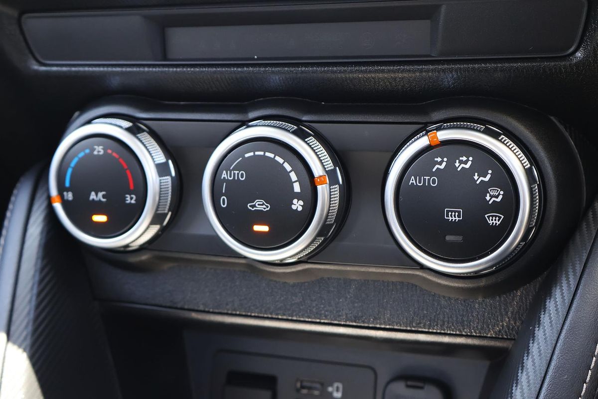 2023 Mazda 2 G15 Evolve DJ Series