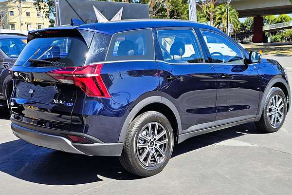 2025 Mahindra XUV700 AX7L