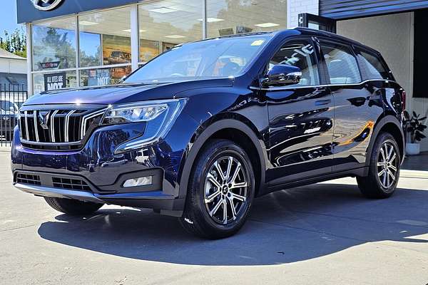 2025 Mahindra XUV700 AX7L