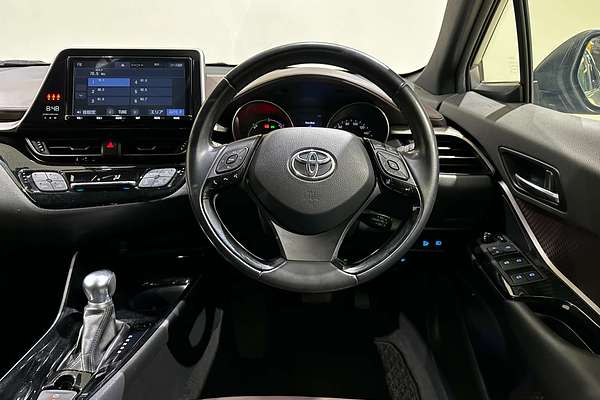2018 Toyota C-HR G  ZYX10