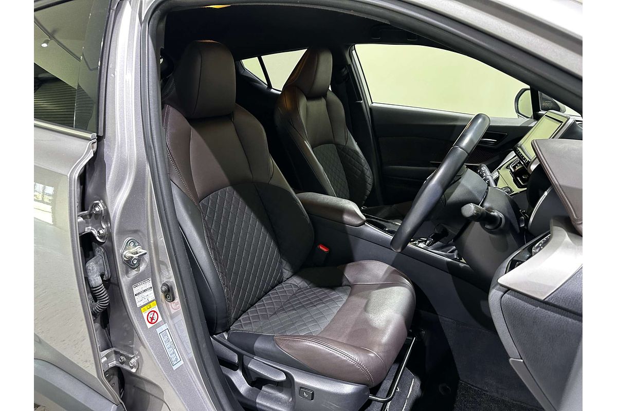 2018 Toyota C-HR G  ZYX10