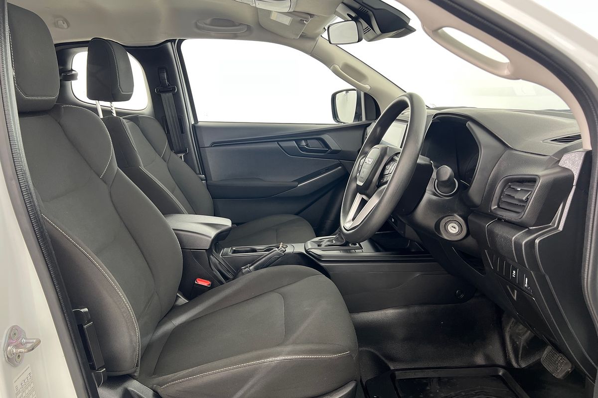 2024 Isuzu D-MAX SX High Ride Rear Wheel Drive