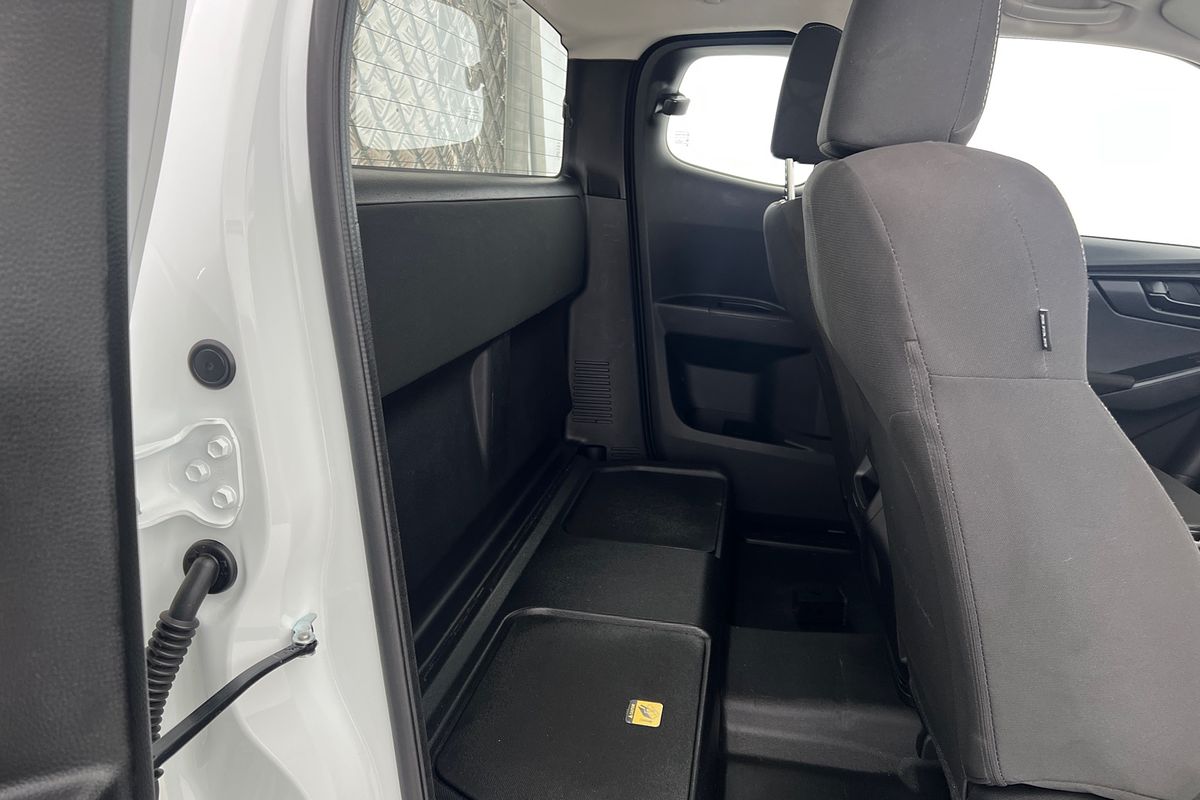 2024 Isuzu D-MAX SX High Ride Rear Wheel Drive